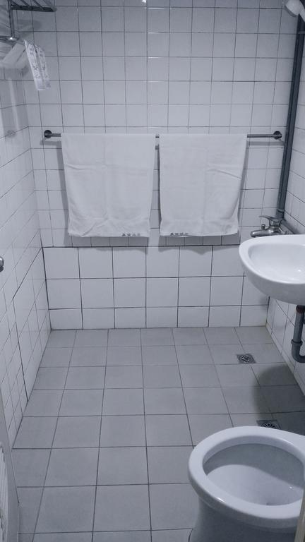 טאיפיי Chia Rong Hostel מראה חיצוני תמונה